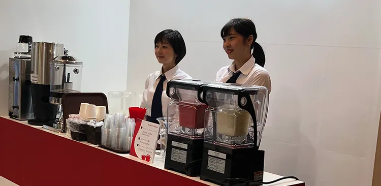 ケータリングスタッフ