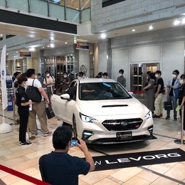 SUBARU 新型LEVORG先行展示キャラバン